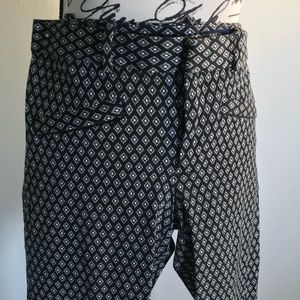 Gap Diamond Printed Pants